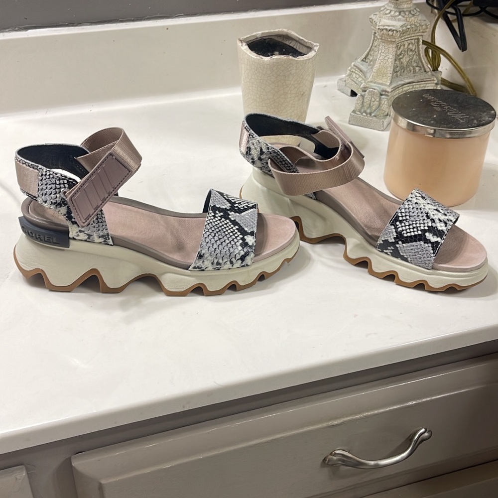 Sorel size 7.5 sandal